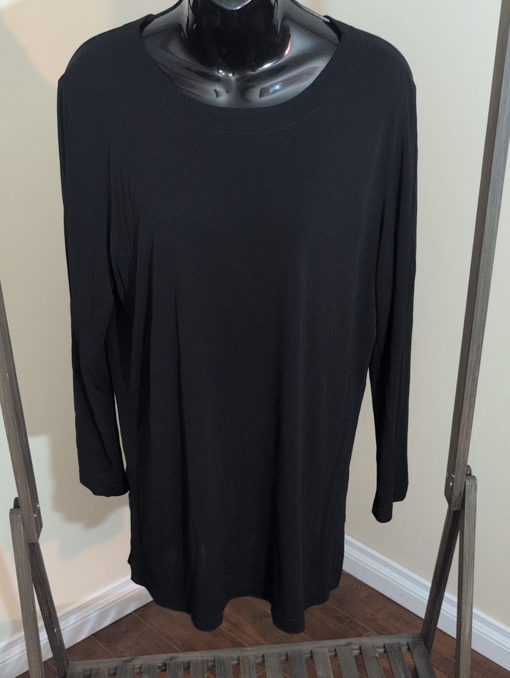 Jax | Vintage Black Long Sleeve Women's Top With Side Slits